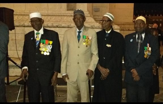 Guorgui M’Bodji,Ousmane Sagna, Yoro Diao, Oumar Dieme les quatre tirailleurs sénégalas présents sous l'Arc de triomphe @AAFC